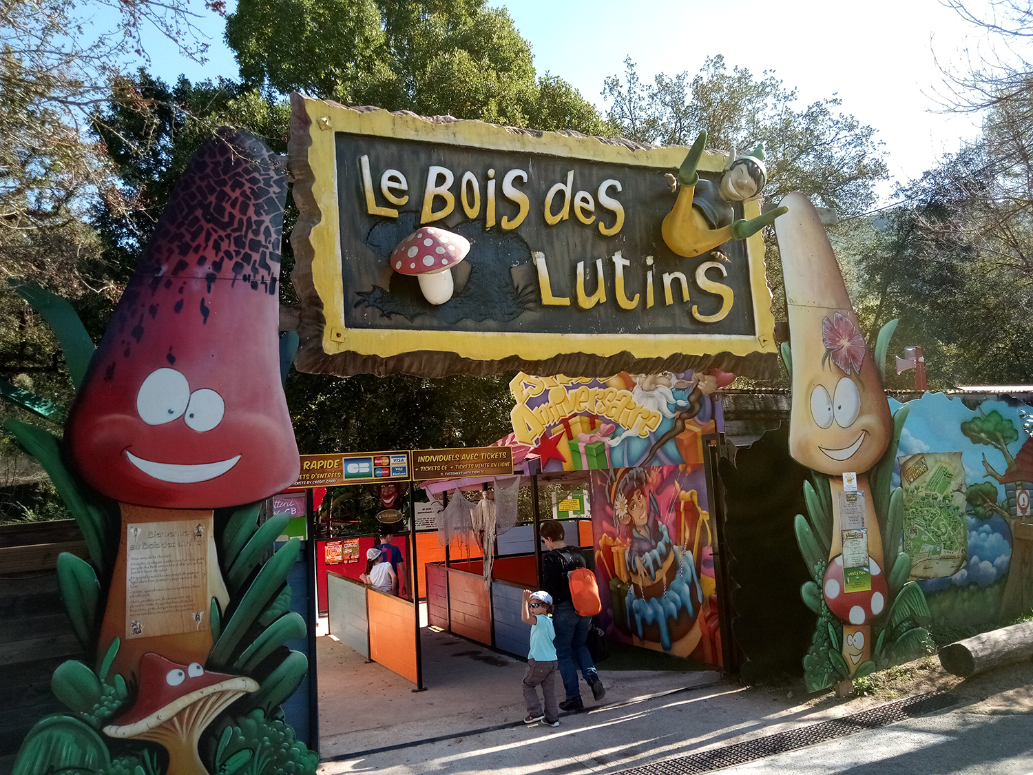 Visiter le Parc des lutins : découvre le Bois des lutins à Villeneuve-Loubet !