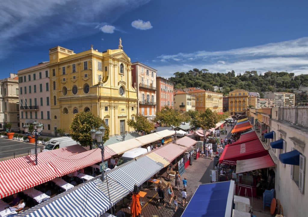 le marché aux fleurs du cours saleya min
