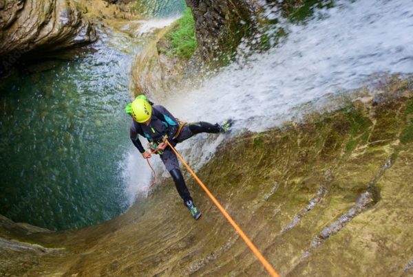 canyoning vesubia moutain park min